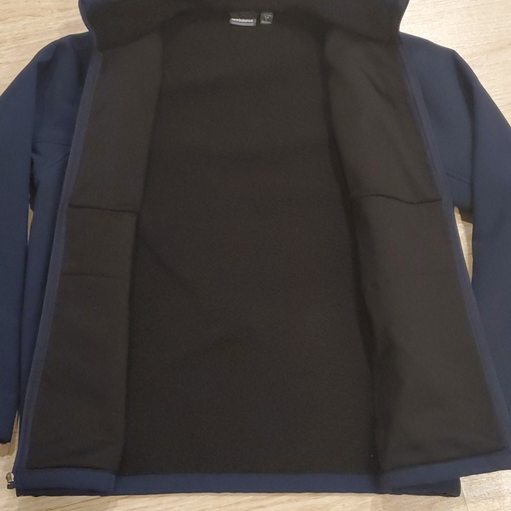 NEW BALANCE JACKET 🔥🧥 - Picture 5 of 8